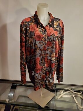 Laura Scott Black and Red Cut Out Style Floral Blouse